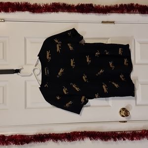 Reserved black shirt with cheetah 🐆